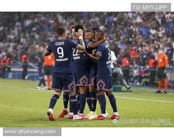 热血赛场瞬间足球巨星拼搏流血画面震撼全场